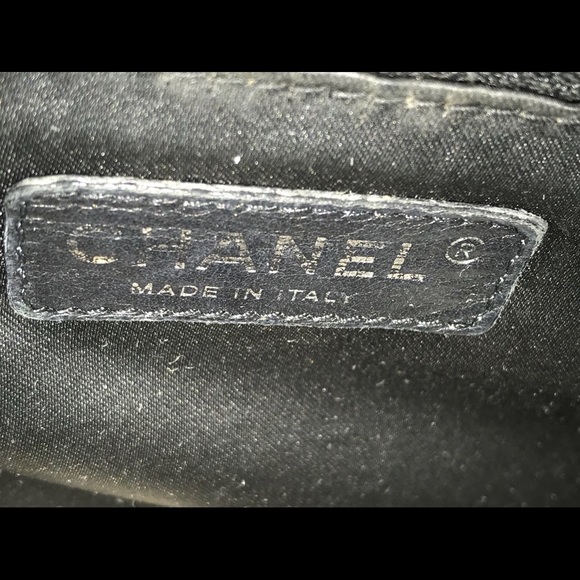 SOLD Authentic Chanel GST caviar handbag - Picture 7 of 8